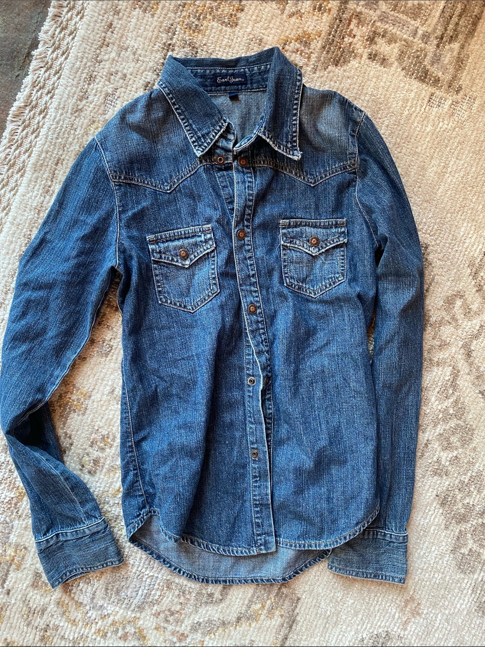 Earl Jeans Women's vintage western Denim Button-Down Shirt small